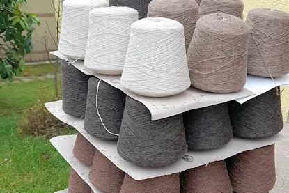 Sockengarn aus Alpakawolle – warm und robust